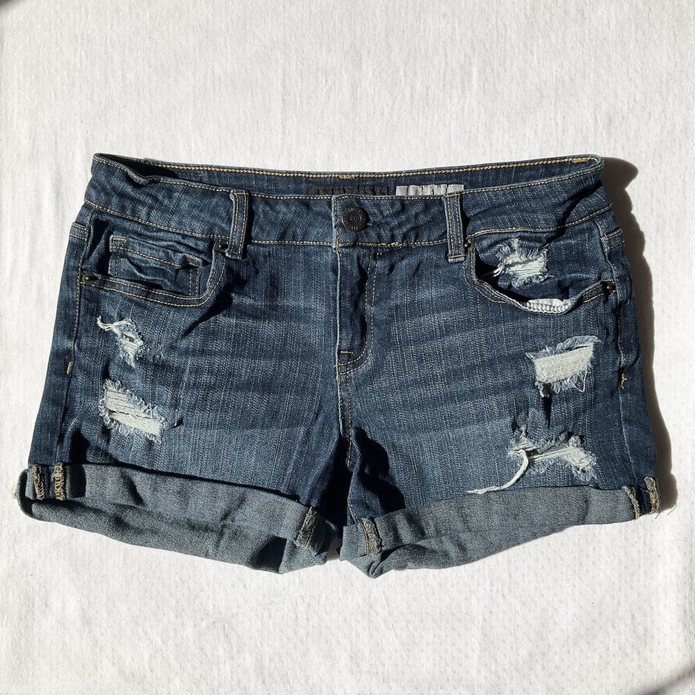 Aeropostale Women Shorts Size 8 Blue Denim Distressed Button 3" Inseam